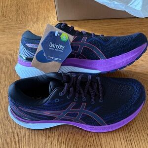 BRAND NEW WOMEN’S ASICS KAYANO 29 SIZE 9 WIDE WIDTH RUNNING SHOES